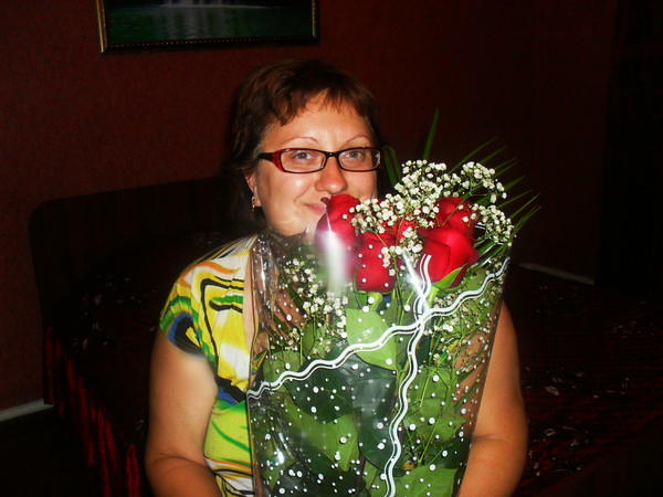 Екатерина Азарова