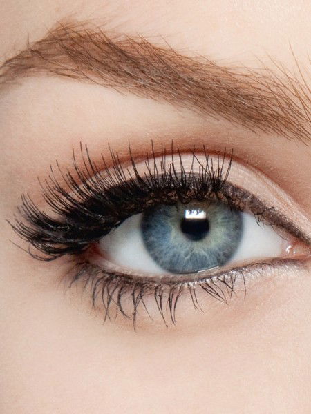 •.crashed•~•. .•~•train.•