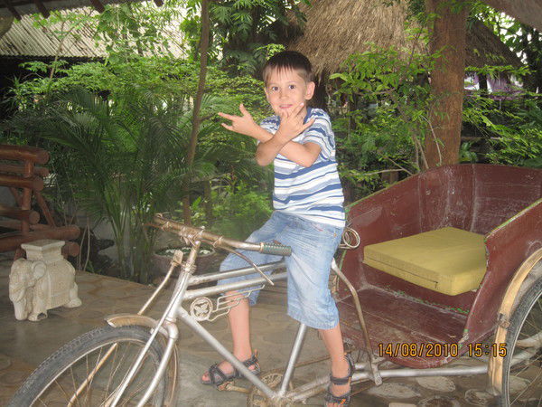 Тимур Коновалов