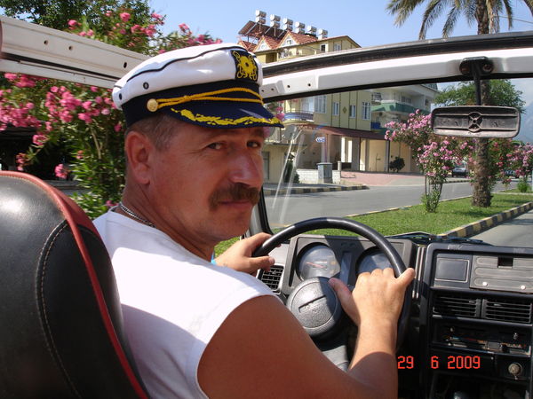 Геннадий Чех