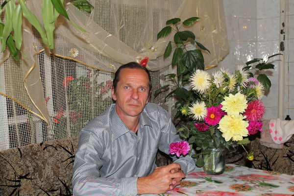 Юра Кухарик