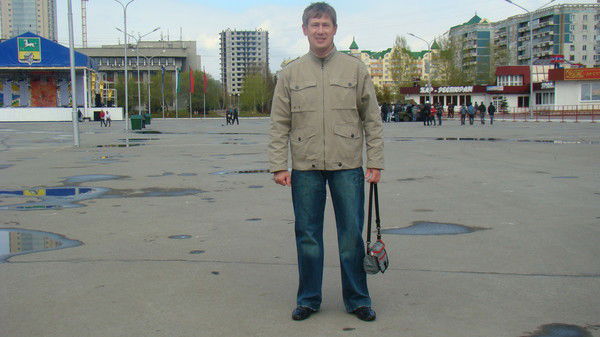 Анатолий Каретников