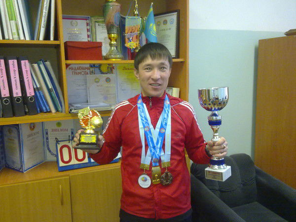 Ерден Атетов