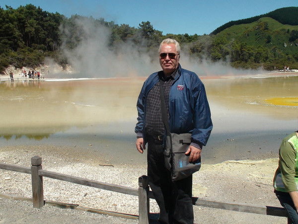 Александр Петров