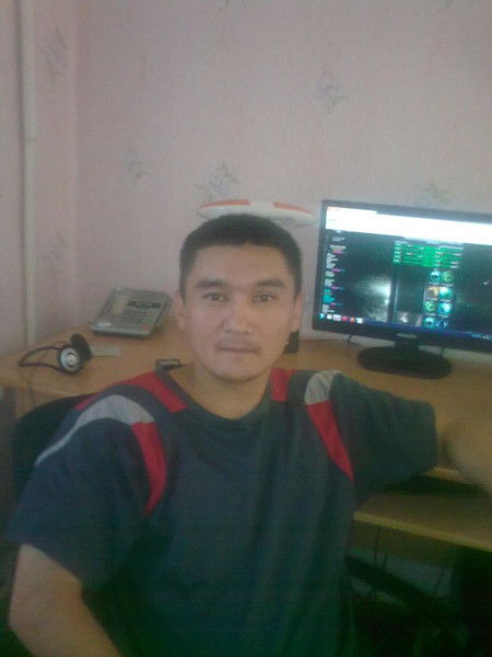 Данияр Абенов