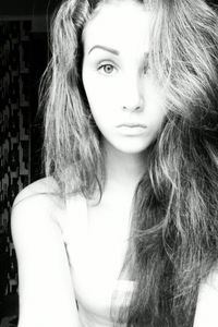 Каролина Ложкина