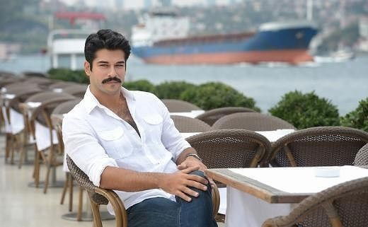 Владик Махов