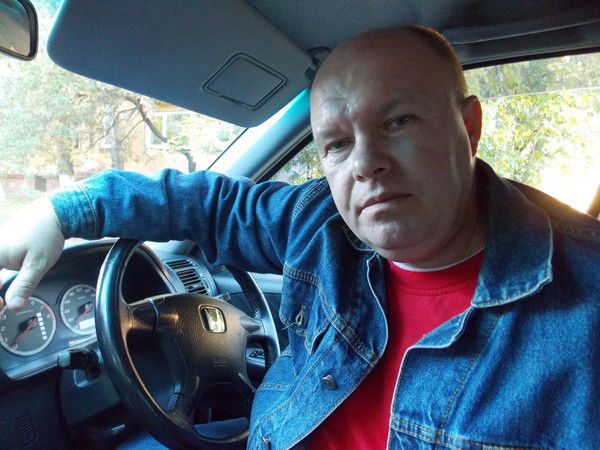 Александр Иванов