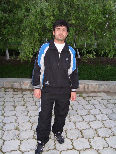 Алишер Бахронов