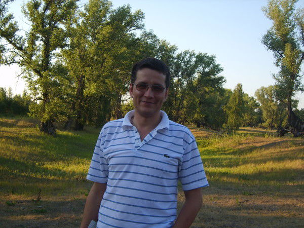 Владислав Артемьев