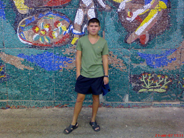 Дамир Макенов