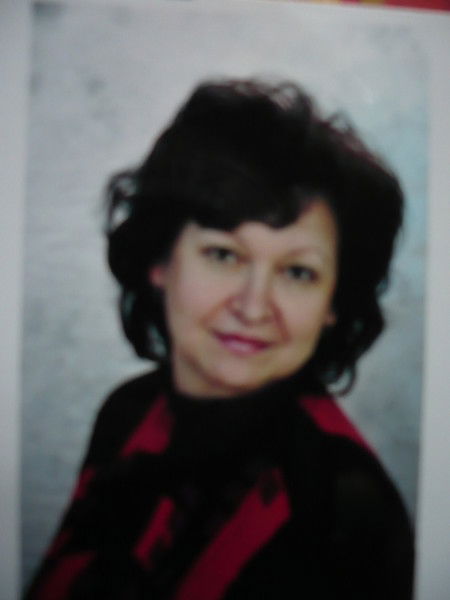 Елена Супрунова