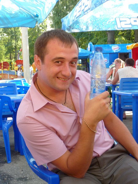 Борис Леонов