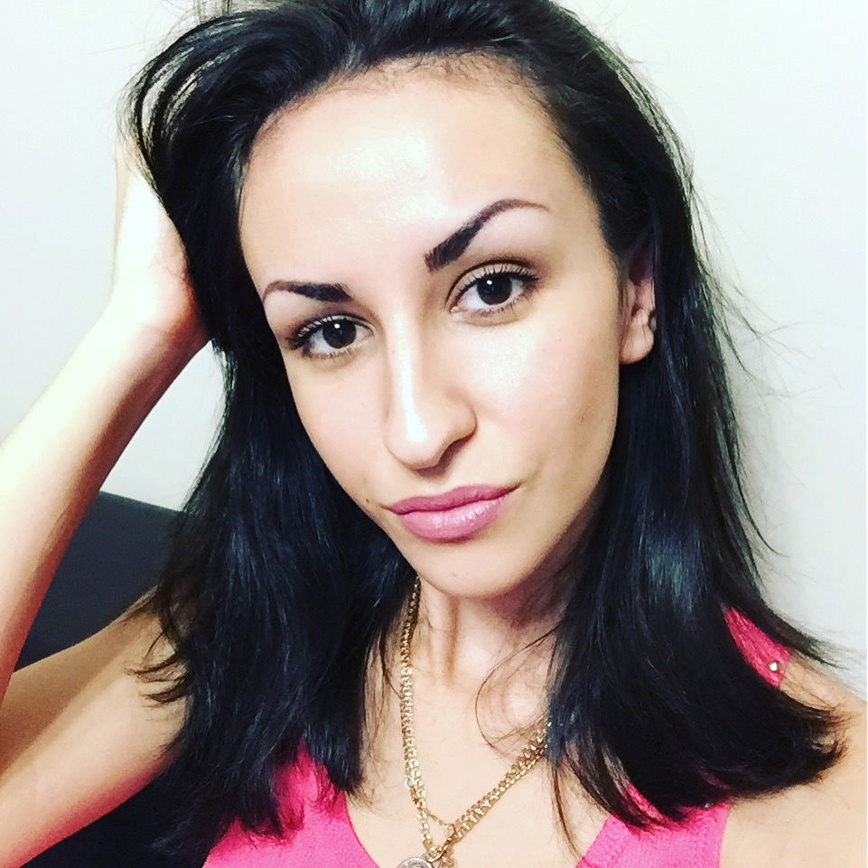 Нина Казина