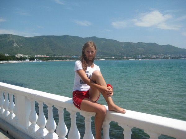 Екатерина Попова