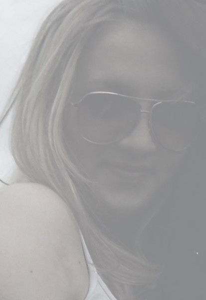 Наташа Теленкова