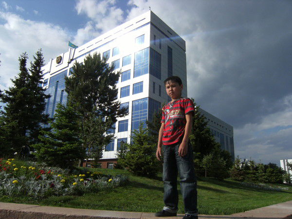 Рахат Альмагамбетов