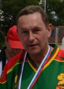 Владимир Попов