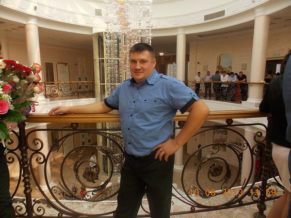 Александр Кочнев