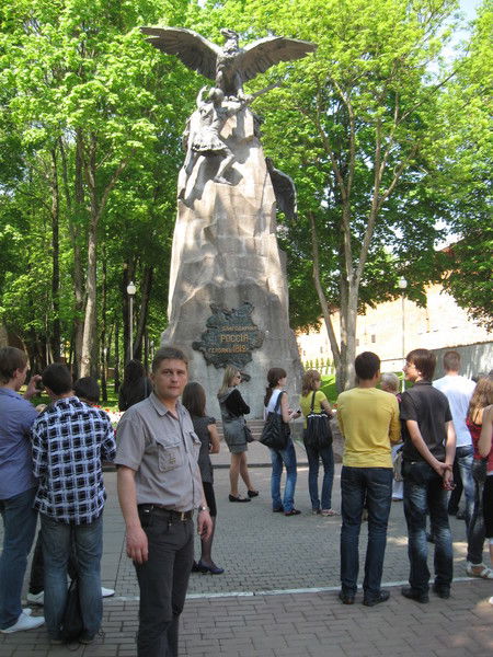 Владимир Низовцов