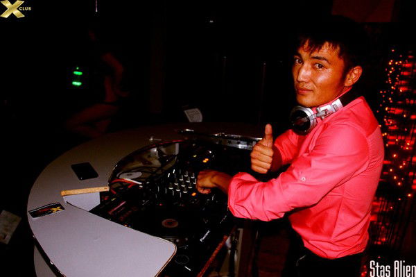 Казбек Ахметжанов