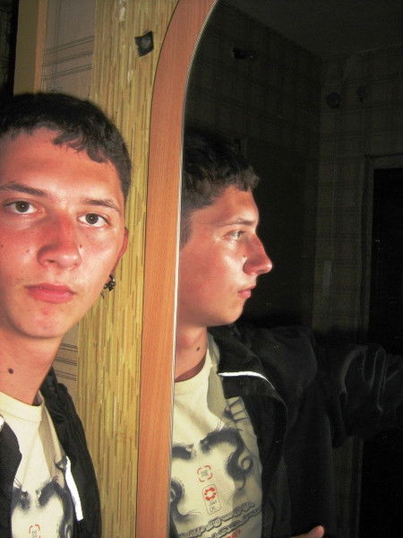 Валодя Плотонов