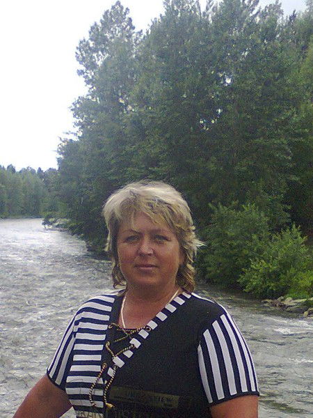 Алёна Лопатина