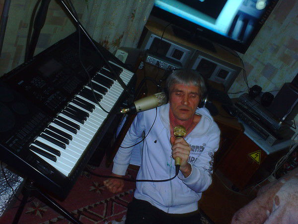 Олег Набасов