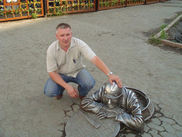 Евгений Санжаров