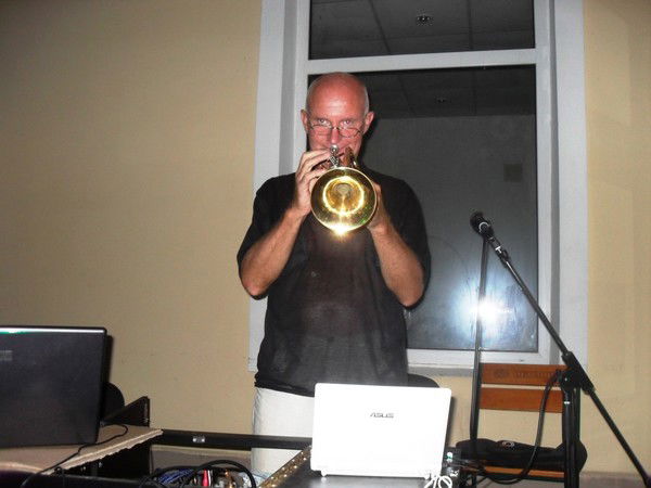 Вова Бондарь