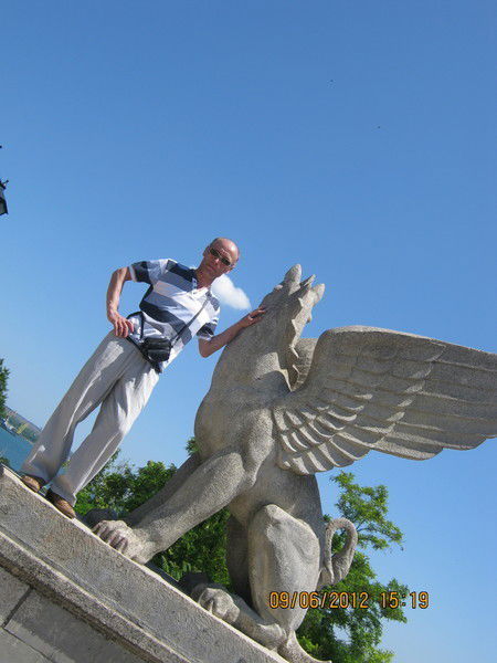 Олег Жидков