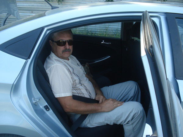 Евгений Константинов