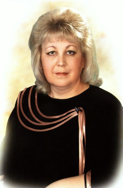 Елена Столбова