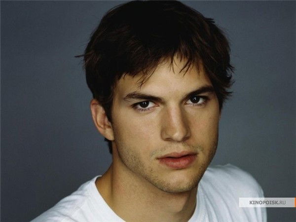 Эштон Картер