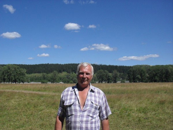 Александр Ухалов