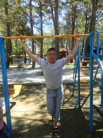 Паша Колесников