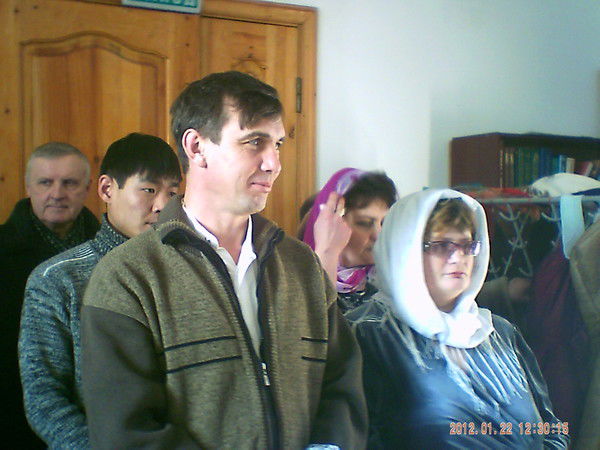 Анатолий Иванов