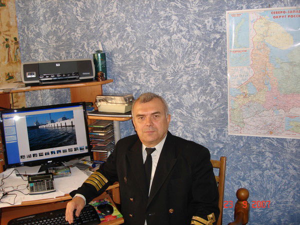 Александр Иванов