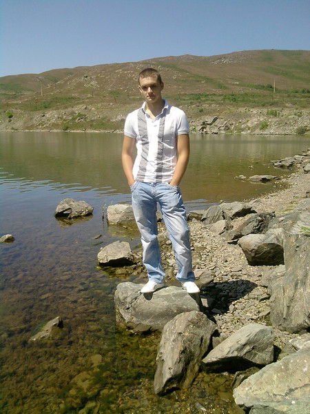 Антон. Панцырев.