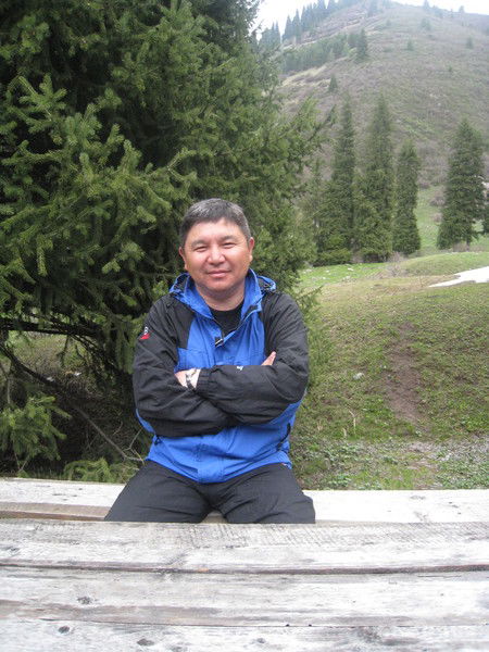 Кенес Пиштанов