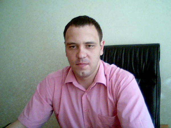 Александр Ефремов