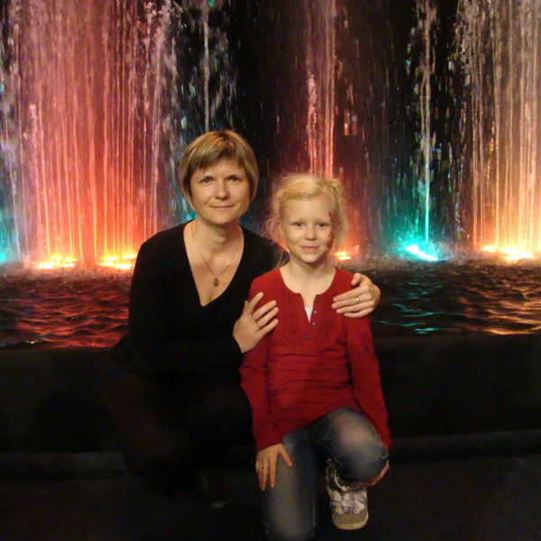 Лена Пискунова