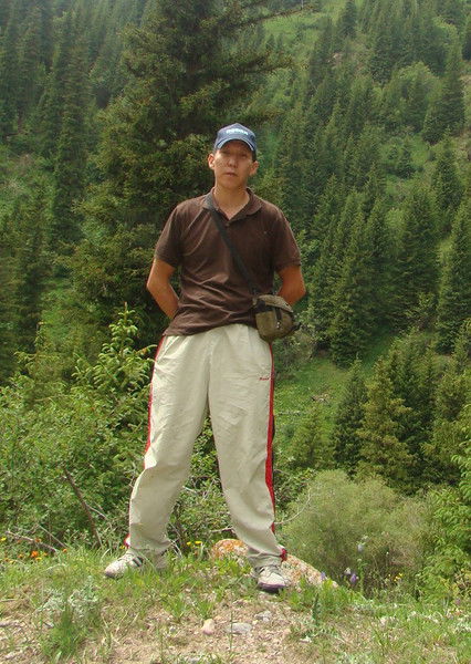 Алмаз Абдымомунов