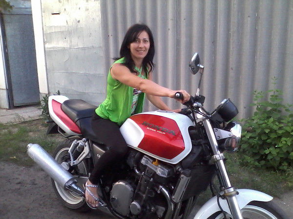 Аня Аленина