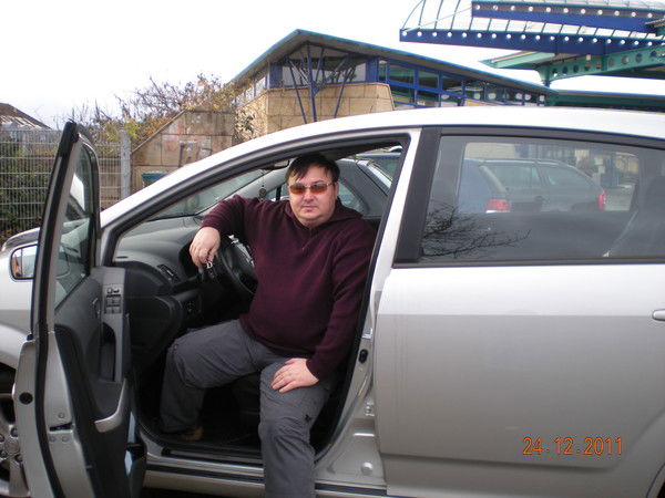 Александр Волков