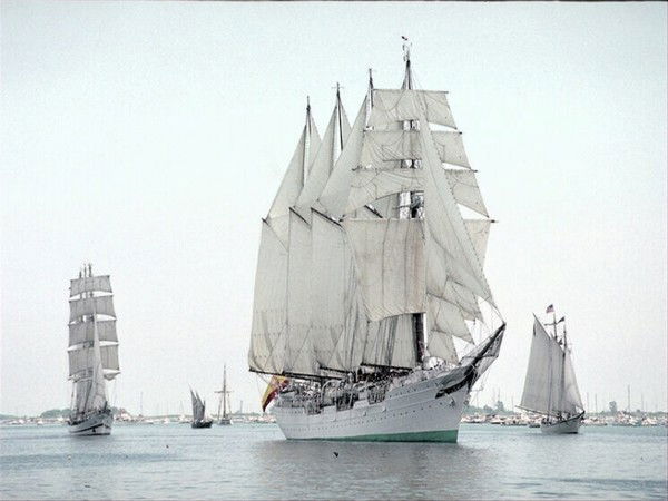 Павел Макаров