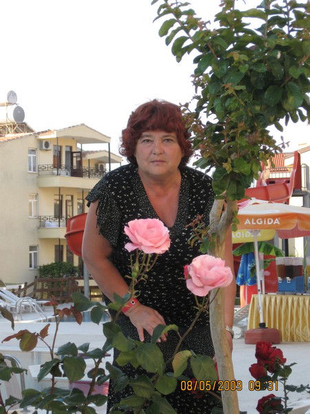 Надя Яковлева