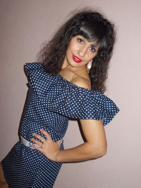 Нелли Пожиленкова