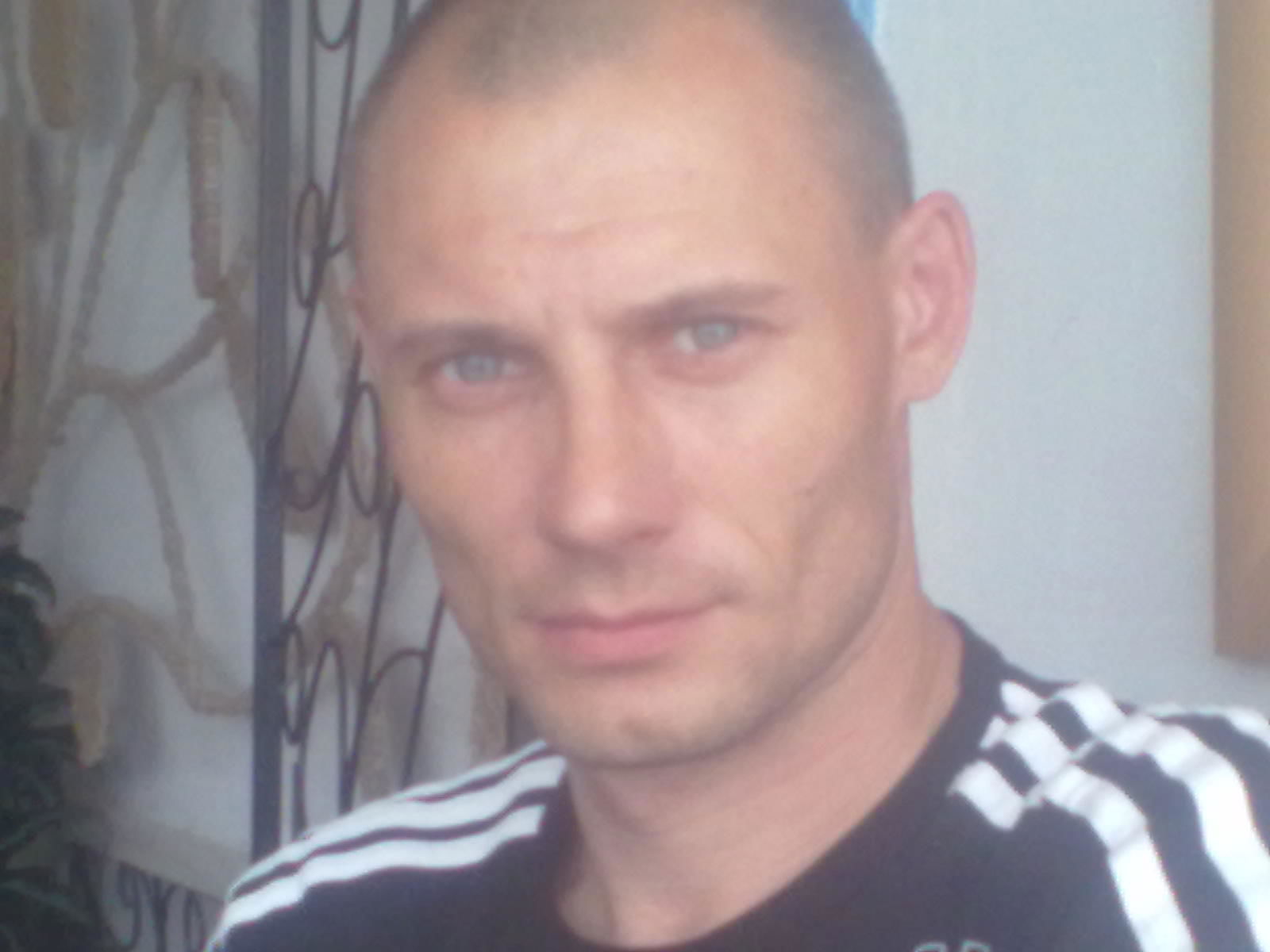 Михаил Новиков