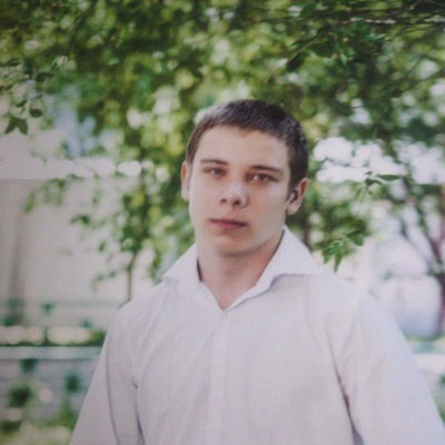 Максим Ахмедов